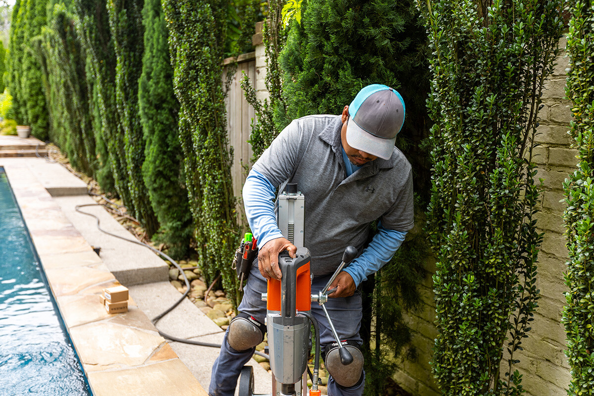 Outdoor lighting installers discount